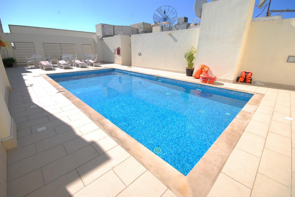 Ramee Rose Hotel apartamentos Abu Dabi Exterior foto