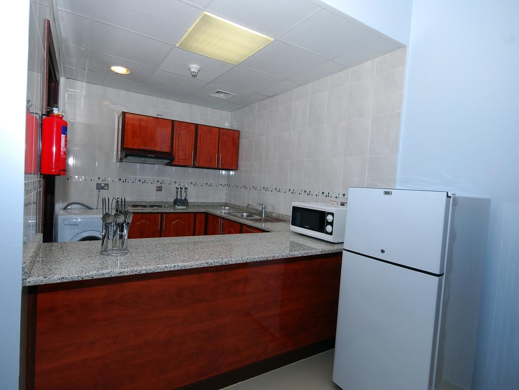 Ramee Rose Hotel apartamentos Abu Dabi Exterior foto