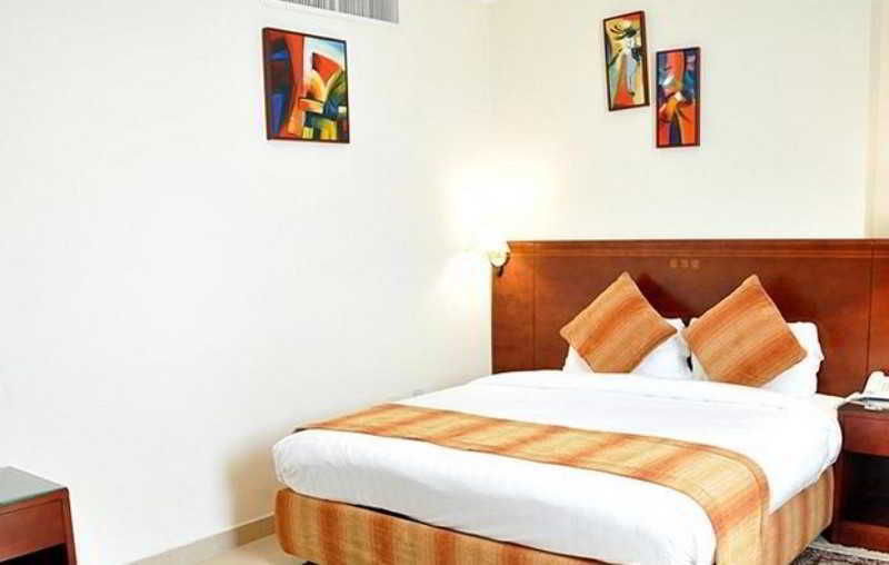 Ramee Rose Hotel apartamentos Abu Dabi Exterior foto